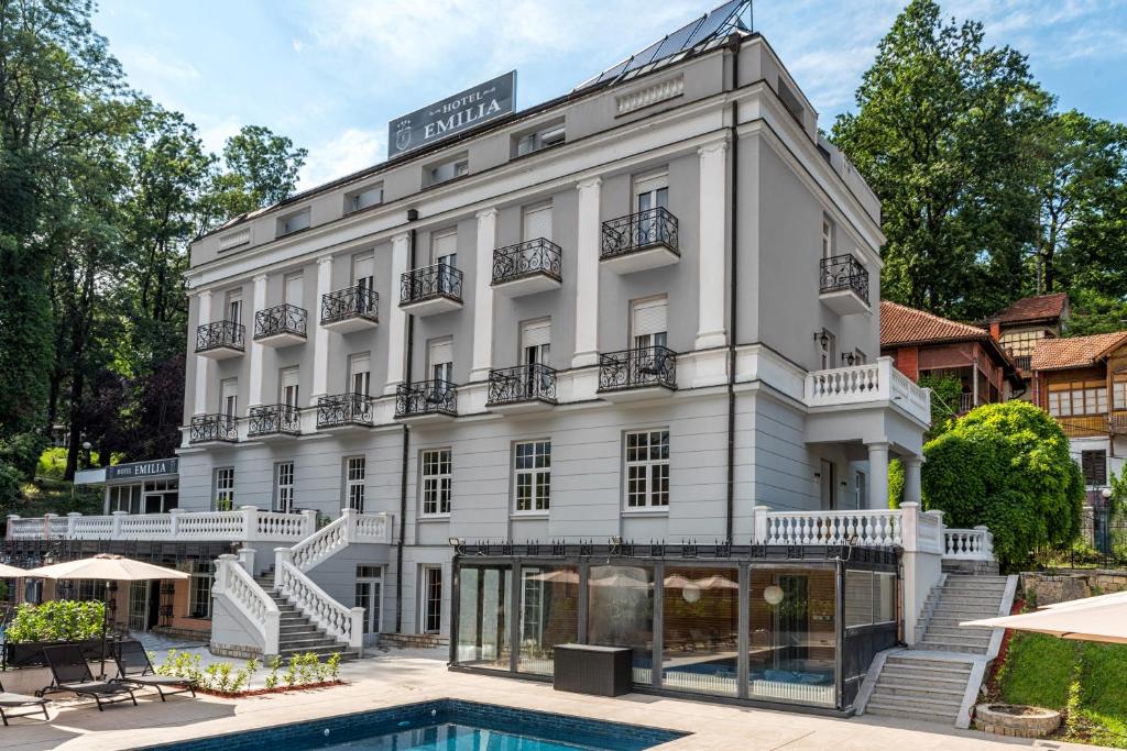 hotel Emilia